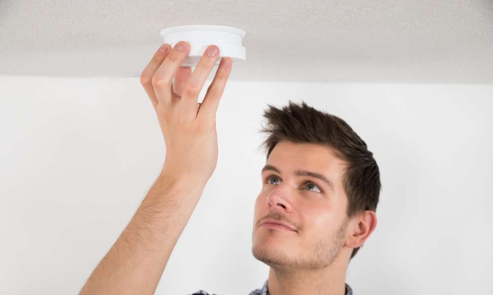  Important To Install Smoke Detector In Bedroom With Ceiling Fan