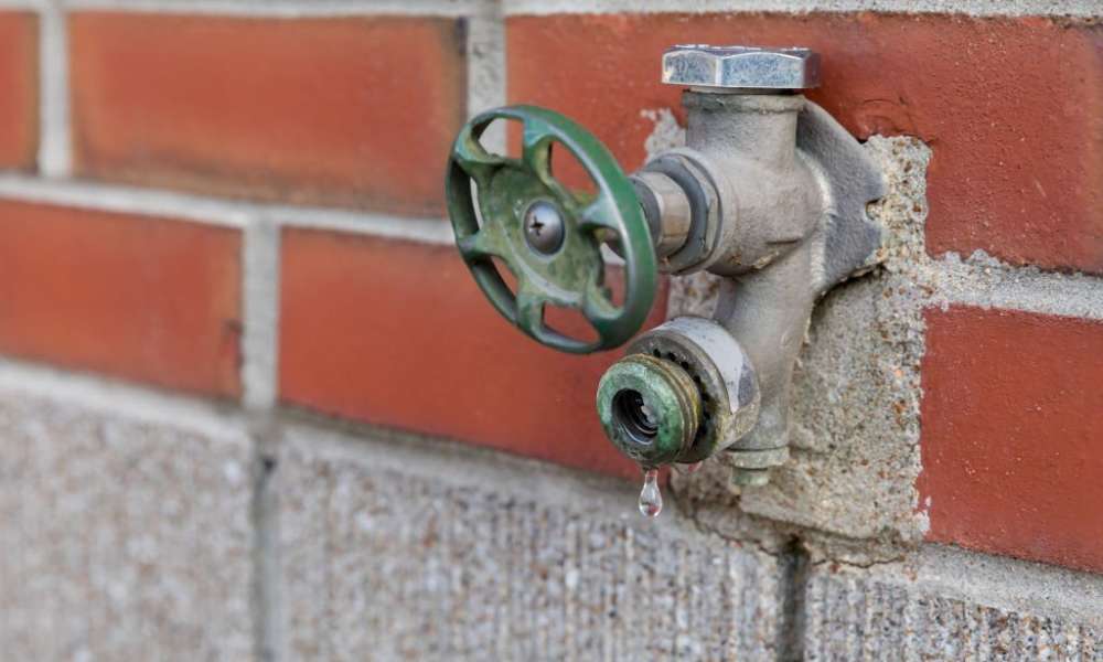 How To Fix A Leaky Outdoor Spigot