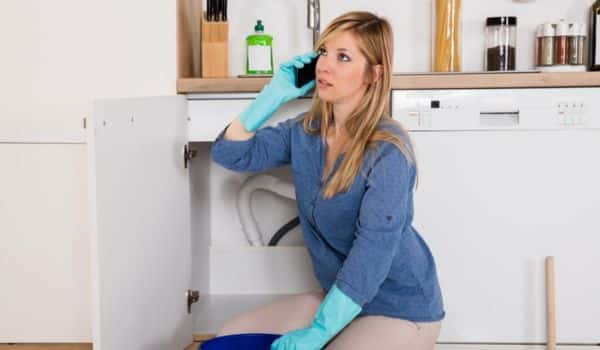 When Should I Call A Plumber Instead?
