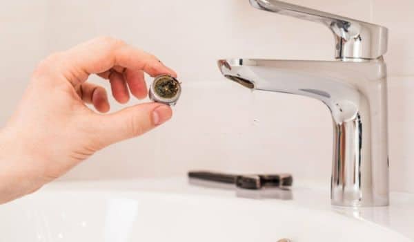 Check The Aerator To Fix Low Water Pressure In Kitchen Sink